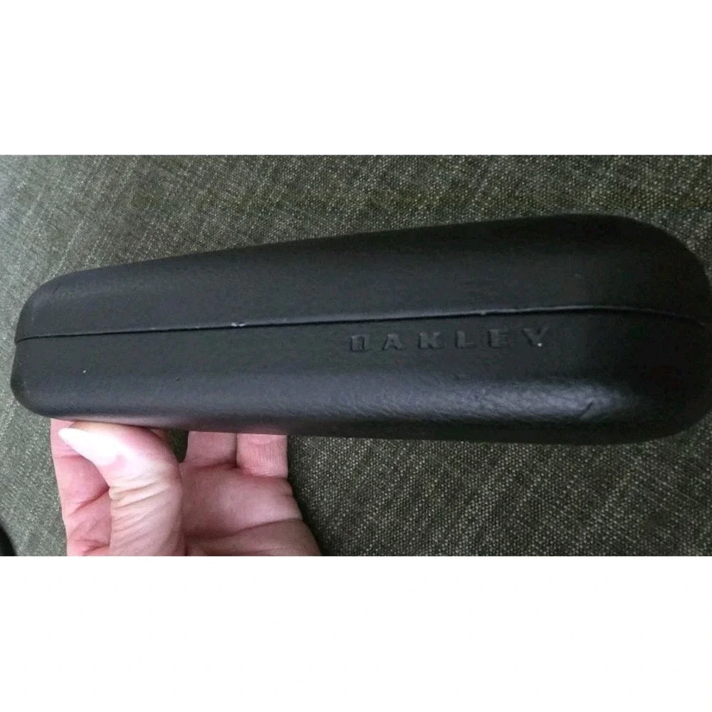 Oakley Black Hard Shell Eyeglass Case (CASE ONLY) Excellent Condition